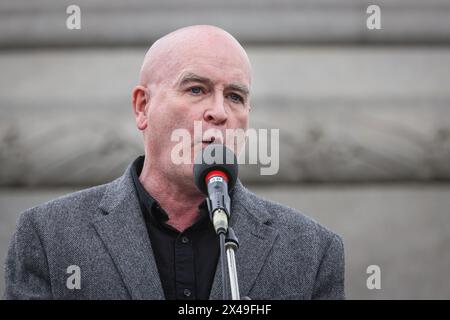 Londres, Royaume-Uni. 01 mai 2024. Mick Lynch, RMT. Le rassemblement et la marche du 1er mai à Londres voient les manifestants se rassembler à Clerkenwell Green, puis se diriger vers Trafalgar Square, dans le centre de Londres, où les représentants syndicaux et d'autres personnes s'expriment. Crédit : Imageplotter/Alamy Live News Banque D'Images