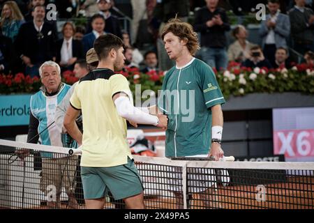 Madrid, Espagne. 01 mai 2024. Tennis ATP, QF : Mutua Madrid Open de tennis, ATP, QF, Carlos Alcaraz (ESP) V Andrey Rublev. Crédit : EnriquePSans/Alamy Live News Banque D'Images