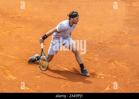 Casper Ruud jouant au tennis sur terre battue en 2024 Banque D'Images