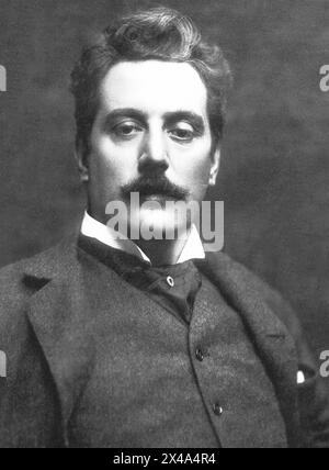 GIACOMO PUCCINI (1858-1924) compositeur italien d'opéra vers 1912 Banque D'Images
