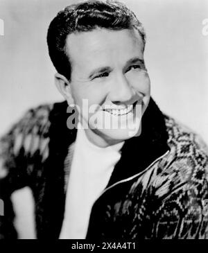 MARTY ROBBINS (1925-1982) chanteur country américain et auteur-compositeur en 1966 Banque D'Images