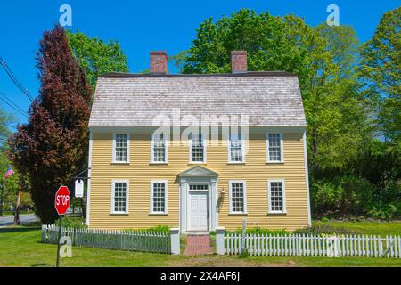 Holyoke Maison française sur Elm Street dans le centre-ville historique de Boxford, Massachusetts ma, États-Unis. Ce bâtiment est la Boxford Historical Society. Banque D'Images