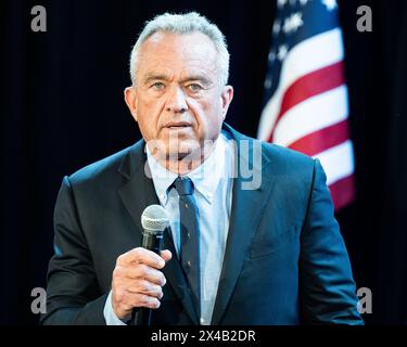 New York, États-Unis. 01 mai 2024. Robert F. Kennedy Jr. s'exprimant lors d'une conférence de presse à Brooklyn, New York. Crédit : SOPA images Limited/Alamy Live News Banque D'Images