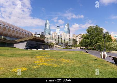 Bakou. Azerbaïdjan. 05.27.2021. Musée du tapis sur le boulevard Primorsky. Banque D'Images