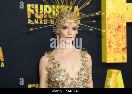 Sydney, Australie. 2 mai 2024. Anya Taylor-Joy (Furiosa) arrive sur le tapis rouge pour la première australienne de Furiosa : a Mad Max Saga au State Theatre, 49 Market Street. Crédit : Richard Milnes/Alamy Live News Banque D'Images