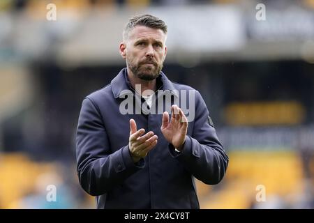 Photo du dossier datée du 27-04-2024 du gérant de Luton Town, Rob Edwards. Le patron de Luton, Rob Edwards, admet qu'Everton pourrait jouer avec un peu plus de liberté maintenant que les visiteurs ne ressentent plus la pression de la relégation. Date d'émission : jeudi 2 mai 2024. Banque D'Images