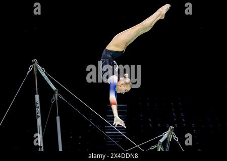 RIMINI - Lieke Wevers en action lors des qualifications aux Championnats d'Europe de gymnastique. ANP IRIS VAN DEN BROEK Banque D'Images
