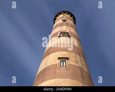 Le Farol de Aveiro. Phare sur la côte d'Aveiro, en face de l'océan atlantique, le plus grand du Portugal Banque D'Images