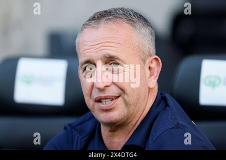 Steve McNamara, entraîneur-chef des Catalans Dragons, avant le match de Betfred Super League au stade DW de Wigan. Date de la photo : jeudi 2 mai 2024. Banque D'Images