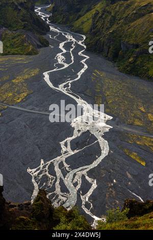 Europa Skandinavien Island Iceland SuÃurland Laugavegur : Blick von dem Hügel Valahnukur im Wandergebiet und Naturschutzgebiet Ãorsmörk auf das Flußbe Banque D'Images