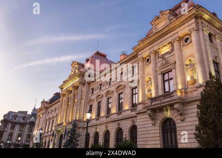 Roumanie, Bucarest. Hôpital Coltea. Architecture byzantine. Tour d'horloge. Banque D'Images