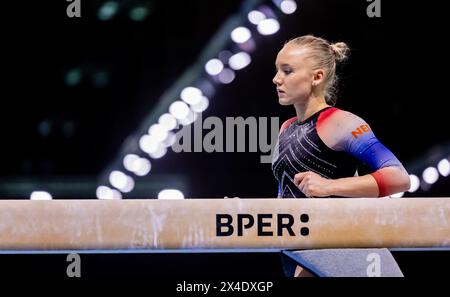 RIMINI - Lieke Wevers en action lors des qualifications aux Championnats d'Europe de gymnastique. ANP IRIS VAN DEN BROEK Banque D'Images