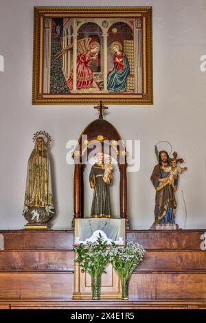 Espagne, Galice. Petite chapelle entre Ventras de Naron et Palas de Rei Banque D'Images