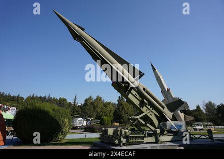 ESKISEHIR, TURKIYE - 17 SEPTEMBRE 2023 : missile exposé au Vecihi Hurkus Aviation Park Banque D'Images