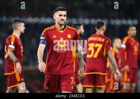 Naples, Italie. 02 mai 2024. Lorenzo Pellegrini de Roma réagit lors de l'UEFA Europa League, demi-finales, match de 1ère manche entre AS Roma et Bayer Leverkusen le 2 mai 2024 au Stadio Olimpico à Rome, Italie - photo Federico Proietti/DPPI crédit : DPPI Media/Alamy Live News Banque D'Images