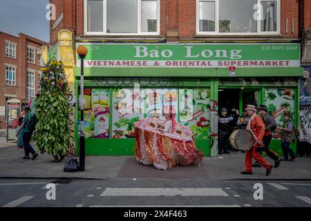 Cortège traditionnel du jour de mai de Deptford Jack-in-the-Green, Londres, Royaume-Uni Banque D'Images