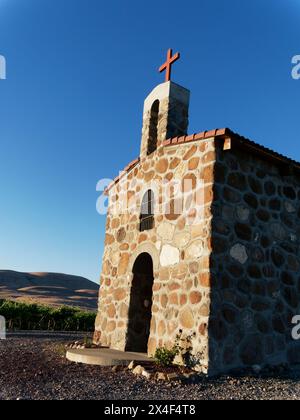 Gros plan de la chapelle en pierre de Red Willow Vineyard. (PR) Banque D'Images