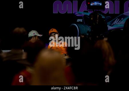 Miami, États-Unis, 02 mai, Oscar Piastri, de l'Australie, concourt pour McLaren F1. The Build Up, round 06 du championnat de formule 1 2024. Crédit : Michael Potts/Alamy Live News Banque D'Images
