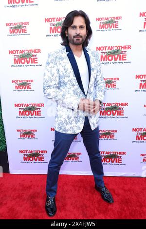 Amit Sarin assiste à la première de "Not Another Church Movie" à Los Angeles à Harmony Gold le 2 mai 2024 à Los Angeles, Californie. Photo : Crash/imageSPACE/SIPA USA crédit : SIPA USA/Alamy Live News Banque D'Images