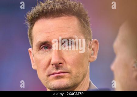 Miroslav Klose TV expert dans le match de demi-finale FC BAYERN MUENCHEN - REAL MADRID 2-2 de football UEFA Champions League dans la saison 2023/2024 à Munich, le 30 avril 2024. Halbfinale,, FCB, München © Peter Schatz / Alamy Live News Banque D'Images