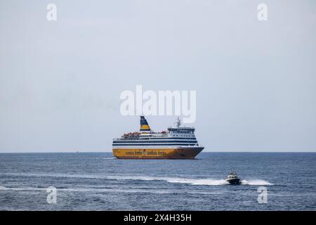 Nice, France - 26 août 2023 : ferry qui va de Nice à la Corse et à la Sardaigne Banque D'Images