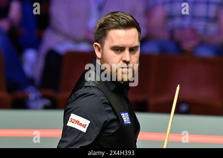 Jak Jones réagit lors des Championnats du monde Cazoo 2024 au Crucible Theatre, Sheffield, Royaume-Uni, le 3 mai 2024 (photo de Cody Froggatt/News images) Banque D'Images