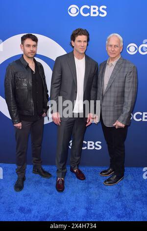 Austin Stowell, Sean Harmon und Mark Harmon BEI der CBS Fall Schedule Celebration dans den Paramount Studios. Los Angeles, 02.05.2024 *** Austin Stowell, Sean Harmon et Mark Harmon à la CBS Fall Schedule Celebration au Paramount Studios Los Angeles, 02 05 2024 Foto:xD.xStarbuckx/xFuturexImagex cbs 4644 Banque D'Images