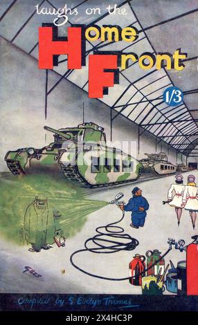 Une bande dessinée britannique de la seconde Guerre mondiale intitulée « Laughs on the Home Front » ; publiée en 1943. La couverture présente un dessin comique humoristique du dessinateur «Giles». Banque D'Images