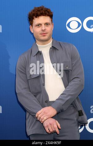 2 mai 2024, Los Angeles, CA, États-Unis : LOS ANGELES - 2 MAI : Caleb Foote à la prévisualisation d'automne CBS aux Paramount Studios le 2 mai 2024 à Los Angeles, CA (image crédit : © Kay Blake/ZUMA Press Wire) USAGE ÉDITORIAL SEULEMENT! Non destiné à UN USAGE commercial ! Banque D'Images