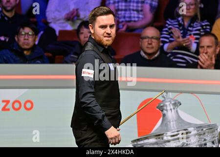 Jak Jones réagit lors des Championnats du monde Cazoo 2024 au Crucible Theatre, Sheffield, Royaume-Uni, le 3 mai 2024 (photo de Cody Froggatt/News images) Banque D'Images