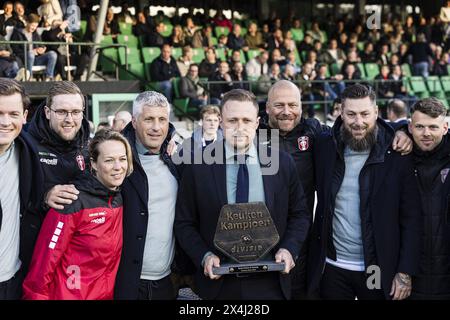Dordrecht, pays-Bas. 03 mai 2024. DORDRECHT - 03-05-2024. Stade M-scores. Keuken Kampioen Divisie, KKD. FC Dordrecht - Willem II. Dordrecht entraîneur Michele Santoni meilleur entraîneur 4ème période crédit : Pro Shots/Alamy Live News Banque D'Images