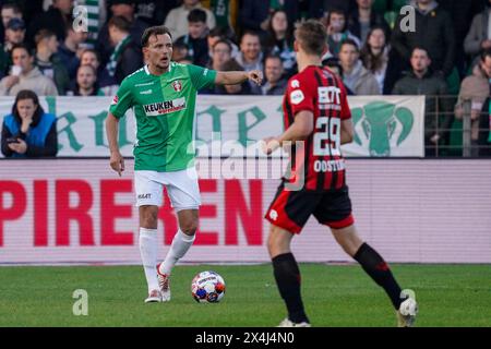 Dordrecht, pays-Bas. 03 mai 2024. DORDRECHT, PAYS-BAS - 3 MAI : lors du match néerlandais Keuken Kampioen Divisie entre le FC Dordrecht et Willem II au M-scores Stadion le 3 mai 2024 à Dordrecht, pays-Bas. (Photo de Gabriel Calvino Alonso/Orange Pictures) crédit : Orange pics BV/Alamy Live News Banque D'Images