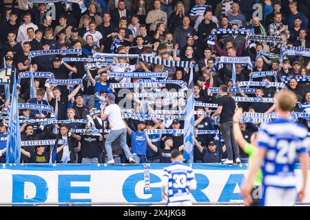 Doetinchem, pays-Bas. 03 mai 2024. DOETINCHEM, Stadium Vijverberg, 03-05-2024, saison 2023/2024, Dutch Keuken Kampioen Divisie pendant le match de Graafschap vs Jong FC Utrecht supporters de Graafschap crédit : Pro Shots/Alamy Live News Banque D'Images