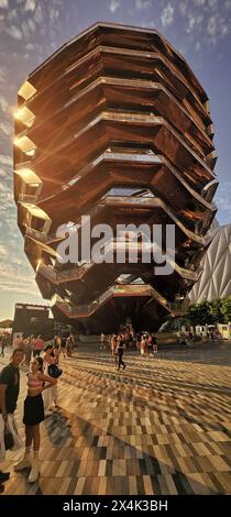 New York City, USA - 22 juillet 2023 : The Vessel architectural Landmark à New york Banque D'Images