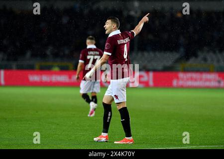 Turin, Italie. 03 mai 2024. Alessandro Buongiorno du Torino FC pendant le match de Serie A 2023/24 entre le Torino FC et le Bologna FC au stade Olimpico Grande Torino le 03 mai 2024 à Turin, Italie - ph Giuliano Marchisciano pendant le Torino FC vs Bologna FC, football italien Serie A match à Turin, Italie, 03 mai 2024 crédit: Agence photo indépendante/Alamy Live News Banque D'Images