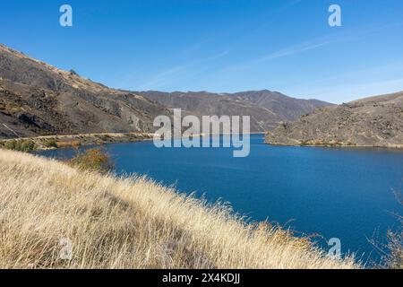 Clutha River from State Highway 8, Clyde, Central Otago, Otago, Île du Sud, nouvelle-Zélande Banque D'Images