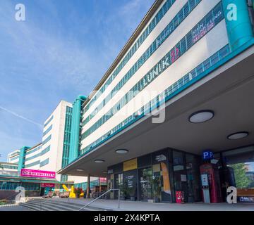 Linz : ancienne Tabakfabrik, aujourd'hui centre des industries créatives et de la numérisation à Donau, Oberösterreich, haute-Autriche, Autriche Banque D'Images