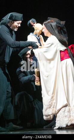 Curtain Call, casting de Madama Butterfly par Puccini, Metropolitan Opera House, New York City, États-Unis Banque D'Images