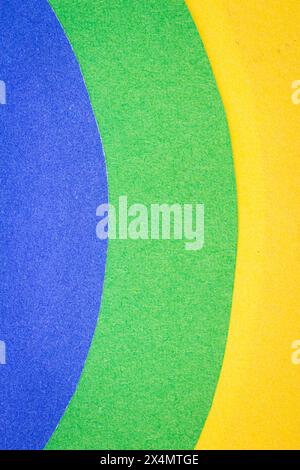Arrière-plan multicolore à partir d'un papier de différentes couleurs. Textures abstraites de papier colorées et éclatantes. Banque D'Images