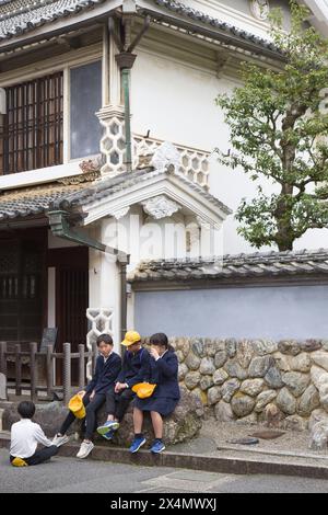 Japon, Shikoku, Uchiko, résidence Honhaga, enfants, personnes, Banque D'Images