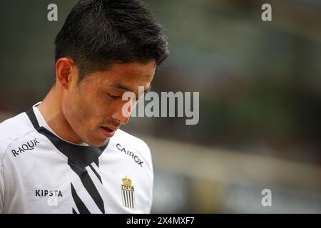 Molenbeek, Belgique. 04 mai 2024. Ryota Morioka de Charleroi photographié lors d'un match de football entre RWD Molenbeek et le Sporting Charleroi, samedi 04 mai 2024 à Charleroi, le jour 5 des Play-offs Jupiler Pro League - Relégation 2023-2024. BELGA PHOTO VIRGINIE LEFOUR crédit : Belga News Agency/Alamy Live News Banque D'Images