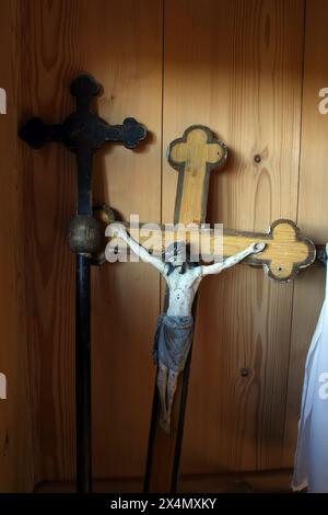 Crucifixion à la chapelle Sainte-Barbara de Brest, Croatie Banque D'Images