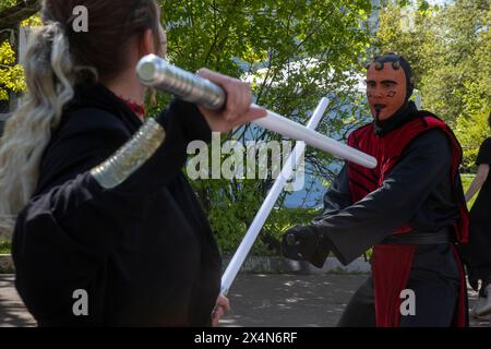 Moscou, Russie. 4 mai 2024. Les fans se sont réunis pour célébrer la Journée Star Wars à Moscou, en Russie. Crédit : Nikolay Vinokurov/Alamy Live News Banque D'Images