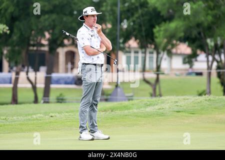 McKinney, Texas, États-Unis. 04 mai 2024. Joel Dahmen sur le 10e trou lors de la troisième ronde du tournoi de golf CJ CUP Byron Nelson au TPC Craig Ranch à McKinney, au Texas. Gray Siegel/CSM/Alamy Live News Banque D'Images