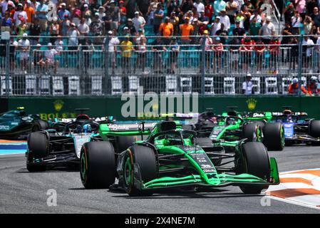 Miami, États-Unis. 04 mai 2024. Zhou Guanyu (CHN) Sauber C44. 04.05.2024. Formula 1 World Championship, Rd 6, Miami Grand Prix, Miami, Floride, États-Unis, sprint et journée de qualification. Le crédit photo devrait se lire : XPB/Alamy Live News. Banque D'Images