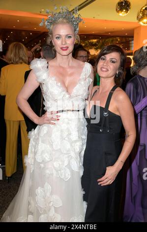 Franziska Knuppe und Natalia Avelon BEI der 74. Verleihung des Deutschen Filmpreises 2024 im Theater am Potsdamer Platz. Berlin, 03.05.2024 Banque D'Images