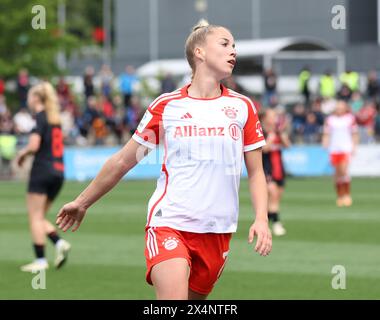 Giulia Gwinn (Munich), Leverkusen, Allemagne. 04 mai 2024. Bundesliga féminine, Journée 18, Bayer 04 Leverkusen - FC Bayern Munich. Crédit : Juergen Schwarz/Alamy Live News Banque D'Images