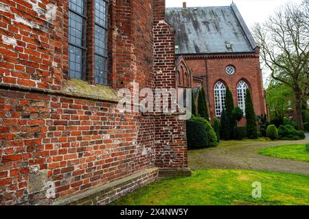 Église Saint-Georges protestante réformée dans la petite ville de Weener, district de Leer, Rheiderland, Frise orientale, basse-Saxe, Allemagne Banque D'Images