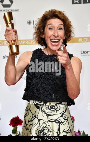 Adele Neuhauser BEI der 74. Verleihung des Deutschen Filmpreises 2024 im Theater am Potsdamer Platz. Berlin, 03.05.2024 Banque D'Images