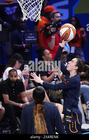 Arlington, États-Unis. 03 mai 2024. Caitlin Clark #22 de Indiana Fever est vu en train de s'entraîner avant le match de pré-saison WNBA entre les Dallas Wings et l'Indiana Fever au College Park Center. Score final Dallas Wings 79 - 76 Indiana Fever. Le 3 mai 2024 à Arlington, Texas. (Photo de Javier Vicencio/Eyepix Group) crédit : Eyepix Group/Alamy Live News Banque D'Images